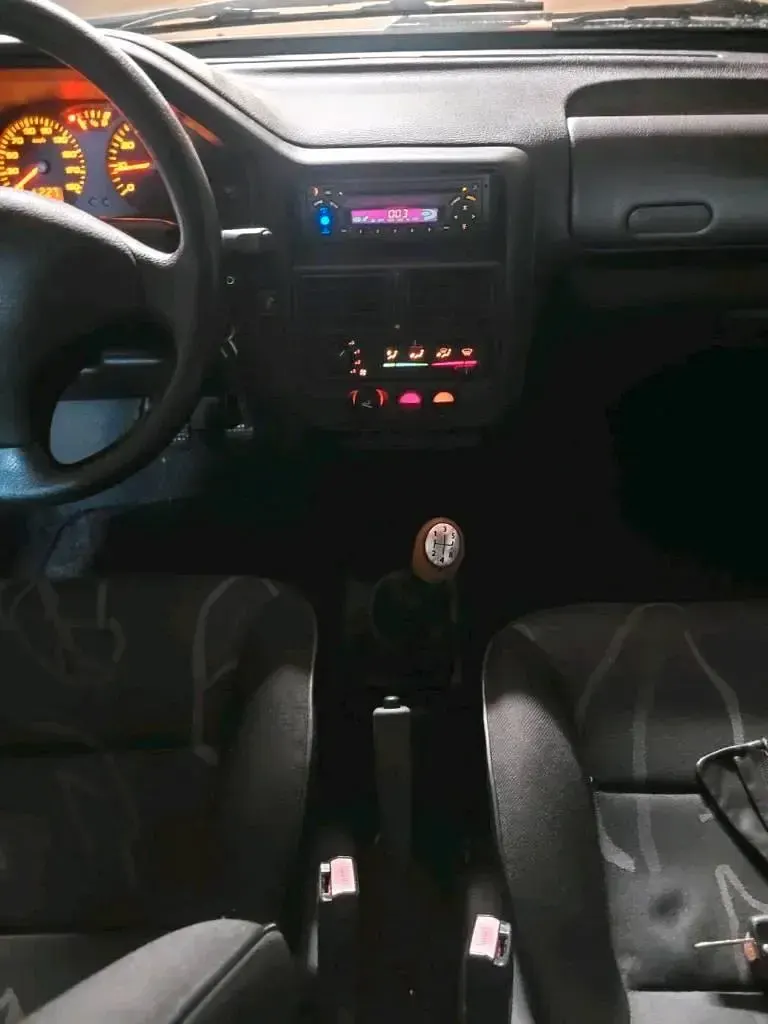 Gebraucht Peugeot 106 60 PS (44 kW) 2002 Rot Kleinwagen