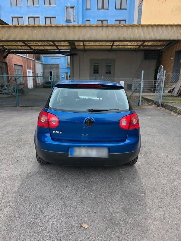 Gebraucht VW Golf IV 75 PS (55 kW) 2004 Blau Limousine