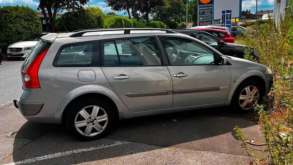 Gebraucht Renault Mégane 135 PS (99 kW) 2007 Silber Limousine