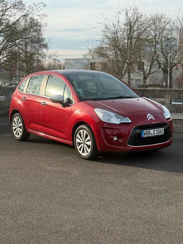 Gebraucht Citroën C3 95 PS (69 kW) 2012 Rot Limousine