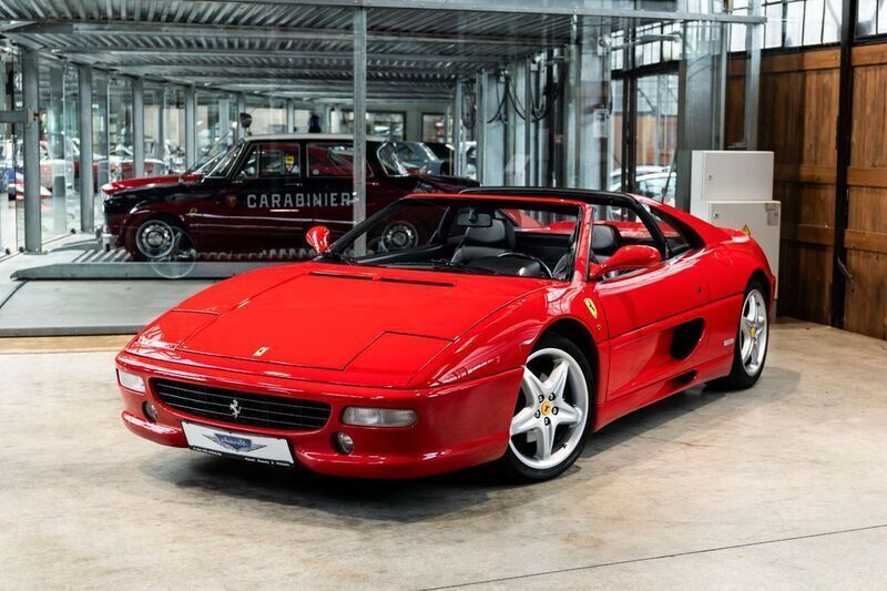 Rosso corsa Gebraucht 1999 Ferrari F355 Cabrio | 134.890 € - Bild 1/4