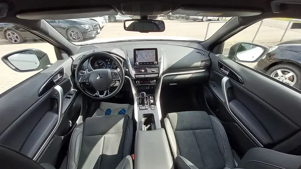 Used Mitsubishi Eclipse Cross Plus 188 HP (138 kW) 2022 White SUV