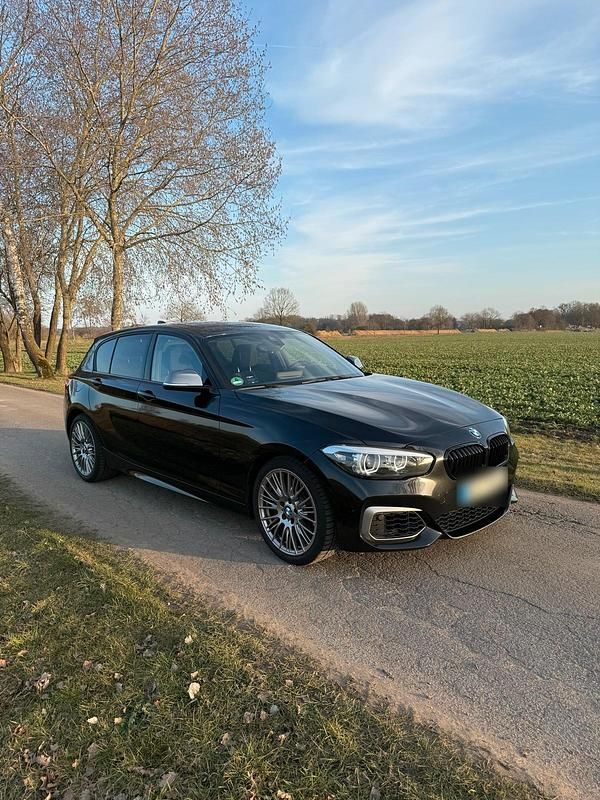 Gebraucht BMW M140 M Performance 420 PS (308 kW) 2017 Schwarz Kleinwagen