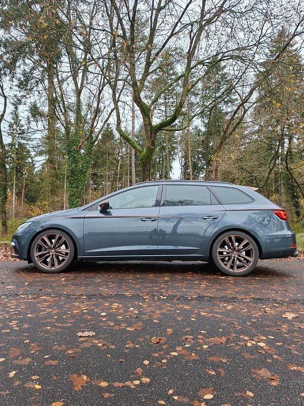 Gebraucht Cupra Leon 360 PS (264 kW) 2020 Andere farben Kombi