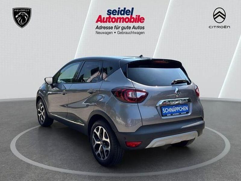 Gebraucht Renault Captur Intens 150 PS (110 kW) 2019 Grau SUV