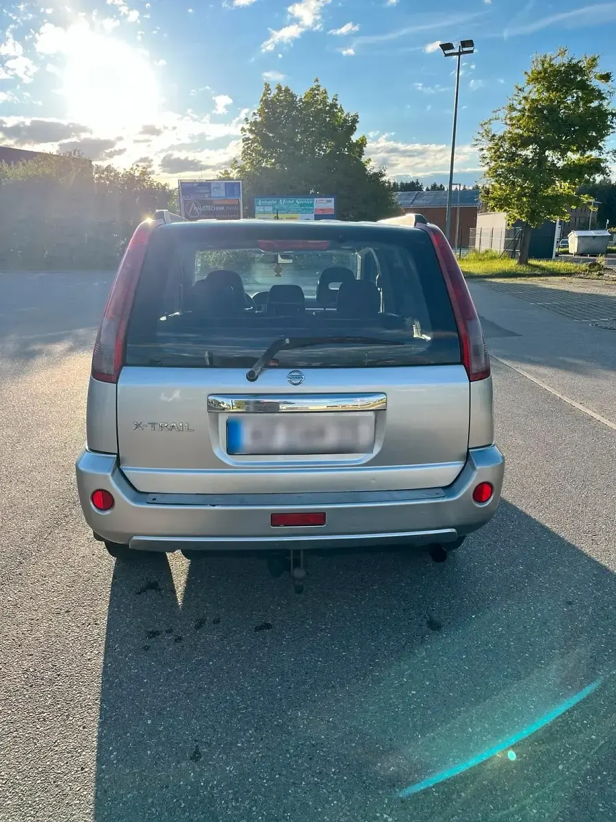 Gebraucht Nissan X-Trail 136 PS (100 kW) 2007 Silber SUV