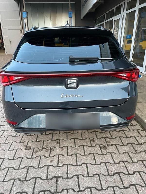 Gebraucht Seat Leon ST Style 150 PS (110 kW) 2021 Blau Kombi