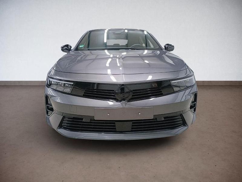 Gebraucht Opel Astra 131 PS (96 kW) 2025 Grau Limousine