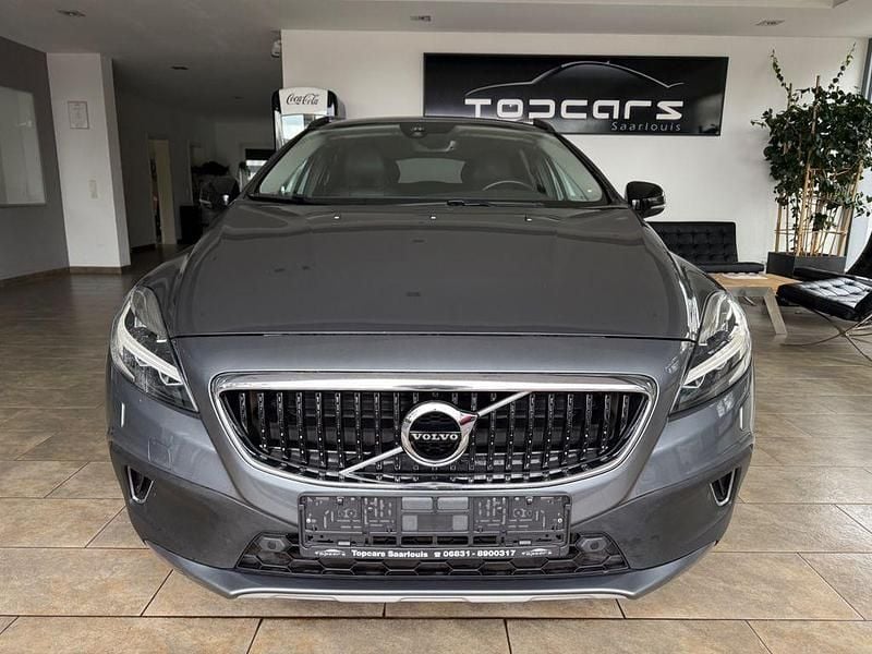 Gebraucht Volvo V40 CC Pro 150 PS (110 kW) 2018 Grau Kombi