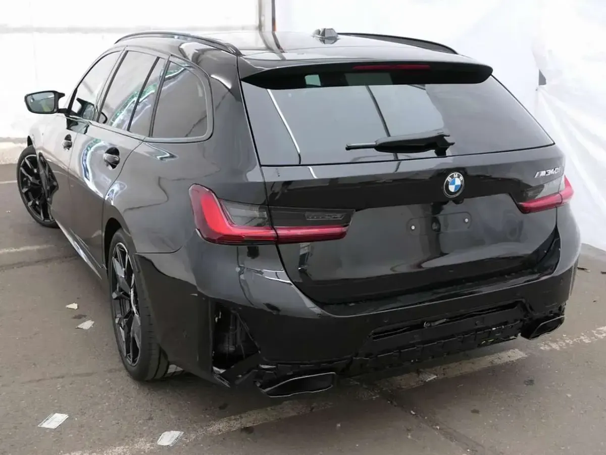 Gebraucht BMW M340 M Sport 392 PS (288 kW) 2025 Saphirschwarz metallic Kombi