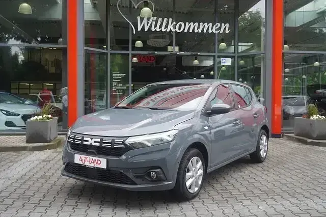 Gebraucht Dacia Sandero Expression 91 PS (66 kW) 2023 Grau Kleinwagen