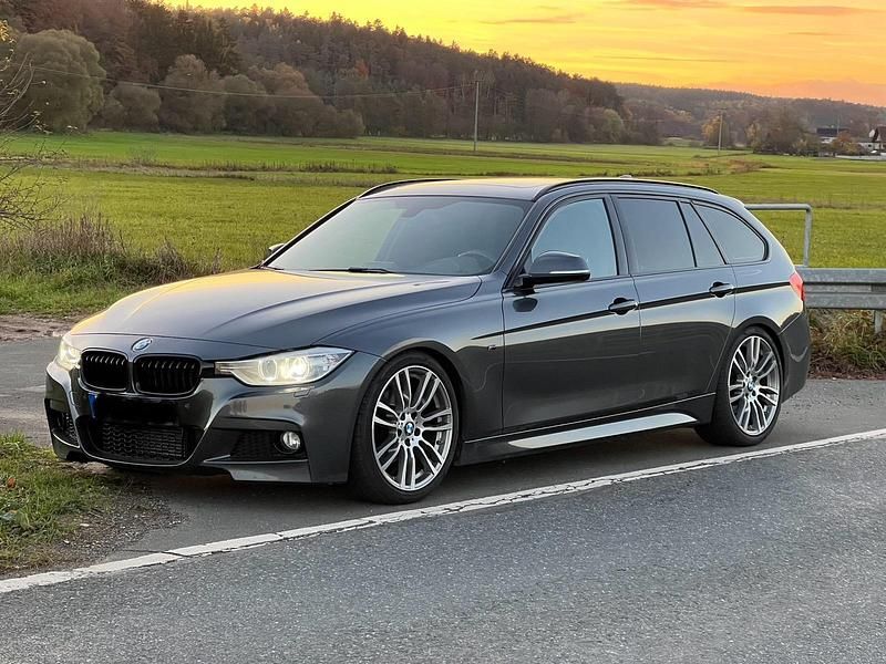 Grau Gebraucht 2015 BMW 320 M Sport Kombi | 12.800 € (Guter Preis) - Bild 1/4