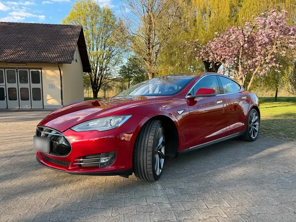 Gebraucht Tesla Model S 312 kW (425 PS) 2013 Rot Kleinwagen