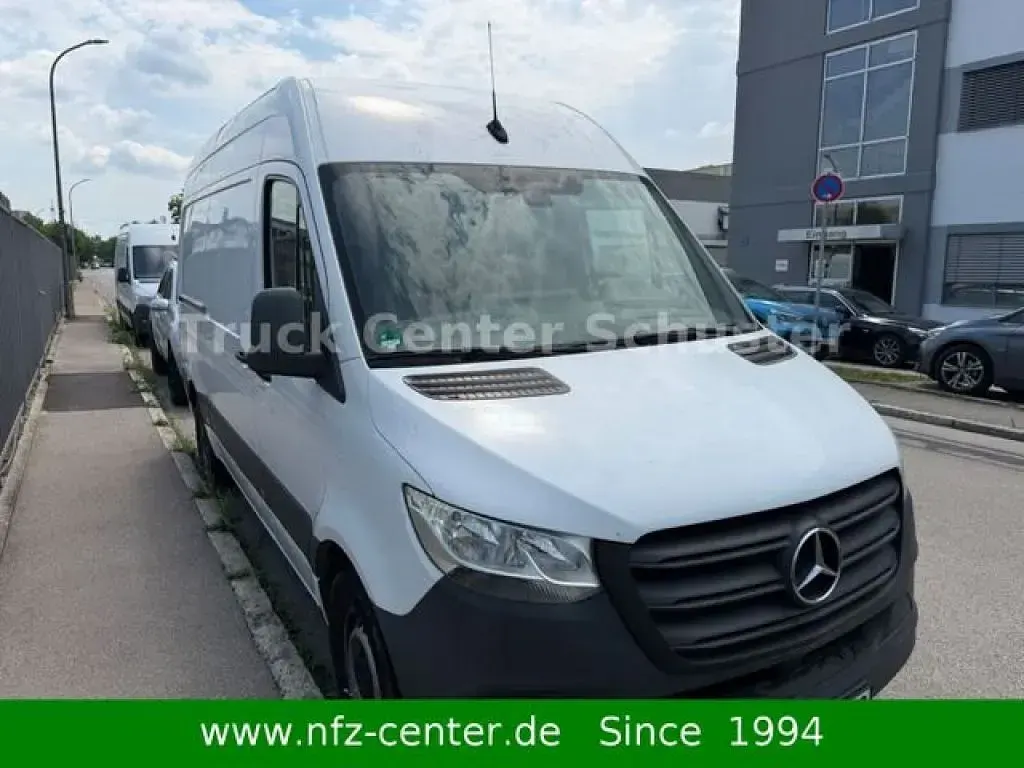 Gebraucht Mercedes Sprinter 163 PS (119 kW) 2019 Arktikweiss Van