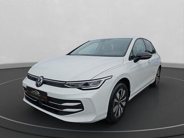 Weiß Gebraucht 2025 VW Golf VIII Goal Limousine | 31.230 € (Fairer Preis) - Bild 1/4