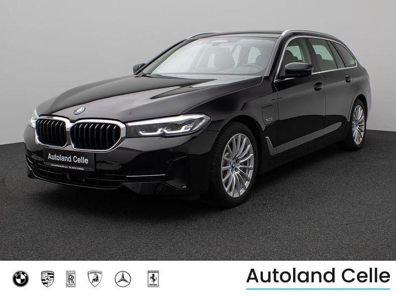 Schwarz Gebraucht 2022 BMW 530e Sport Line Limousine | 27.999 € (Superpreis) - Bild 1/4