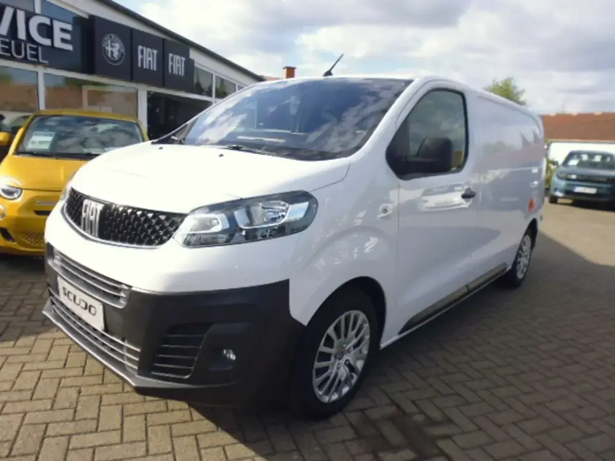 Gebraucht Fiat Scudo 120 PS (88 kW) 2023 Weiß Van