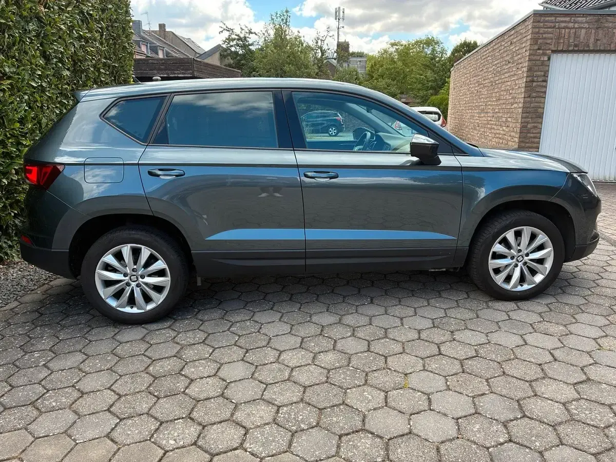 Gebraucht Seat Ateca Style 115 PS (84 kW) 2019 Grau SUV