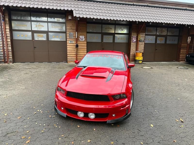 Gebraucht Ford Mustang Premium 324 PS (238 kW) 2012 Rot Coupé