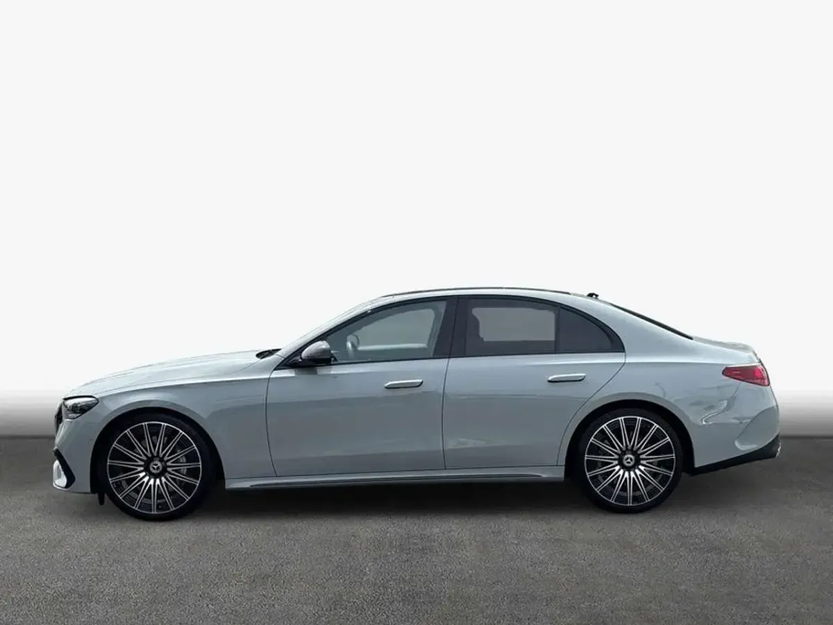 Gebraucht Mercedes E450 AMG Line Premium Plus 381 PS (280 kW) 2025 Grau Limousine