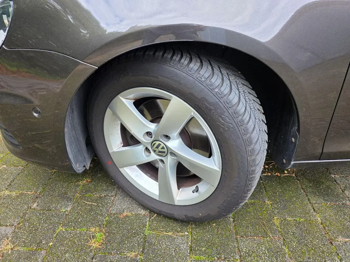 Gebraucht VW Eos 140 PS (102 kW) 2011 Braun Cabrio