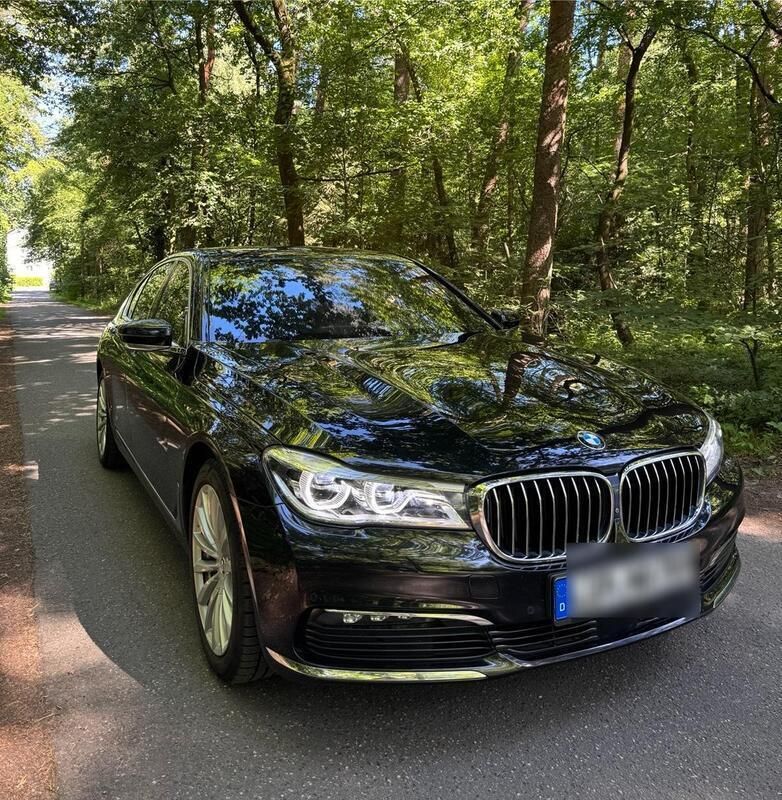 Gebraucht 2017 BMW 730 Limousine | 32.350 € (Superpreis) - Bild 1/4