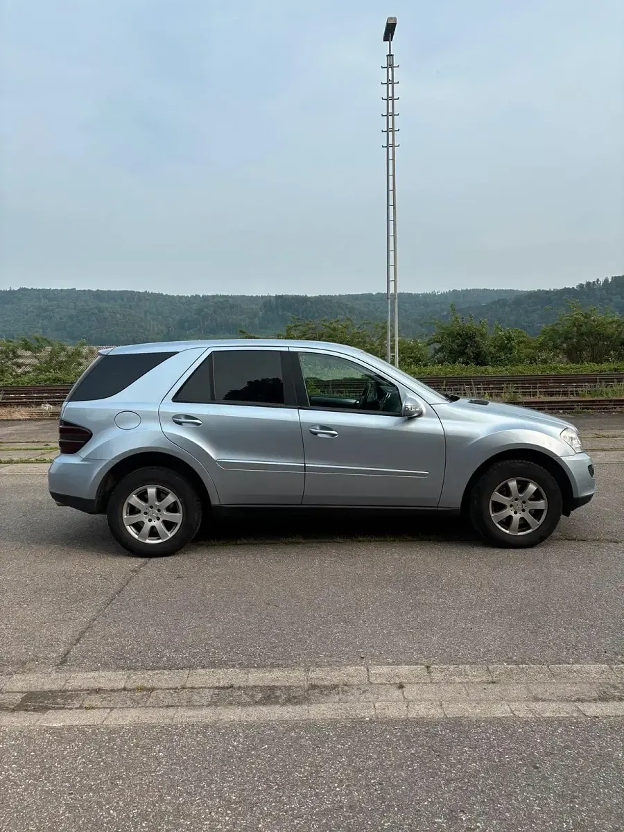 Occasion Mercedes ML280 190 ch (139 kW) 2007 Bleue SUV