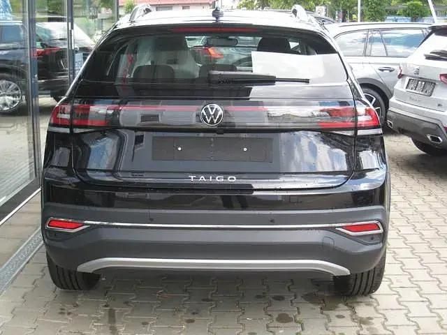Gebraucht VW Taigo Style 110 PS (80 kW) 2023 Deep black perleffekt/schwarz SUV