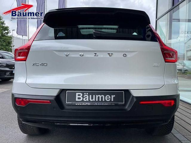 Gebraucht Volvo XC40 R-Design 300 kW (408 PS) 2021 Crystal white / metallic (metallic) SUV