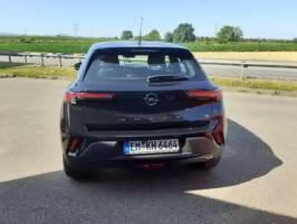 Gebraucht Opel Mokka-e Edition 100 kW (136 PS) 2023 Karbonschwarz SUV