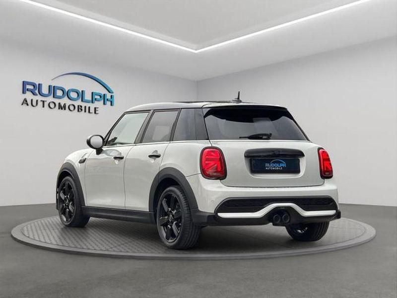 Gebraucht Mini Cooper S 178 PS (130 kW) 2022 White silver (metallic) Kleinwagen