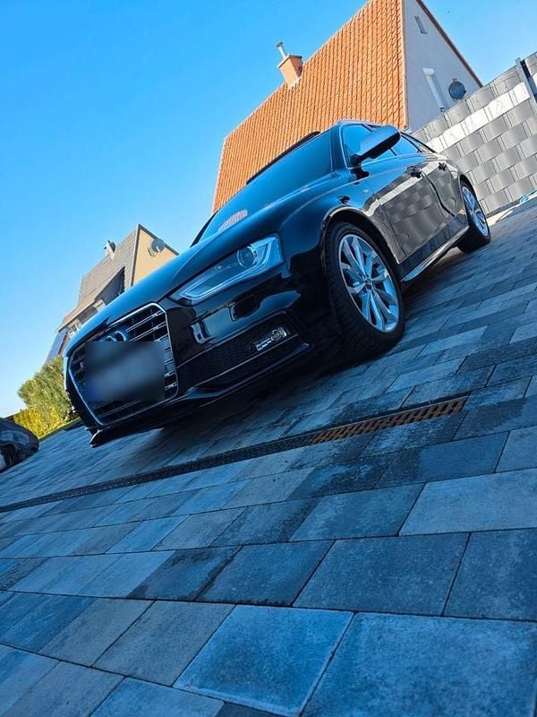 Gebraucht Audi A4 S-Line 150 PS (110 kW) 2015 Schwarz Kombi