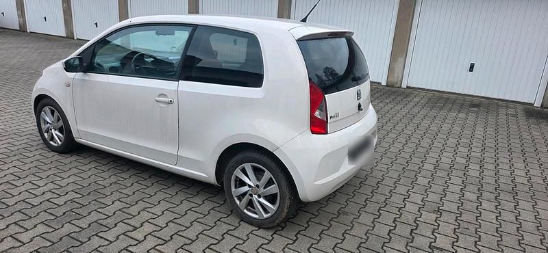 Gebraucht Seat Mii 60 PS (44 kW) 2012 Weiß Kleinwagen