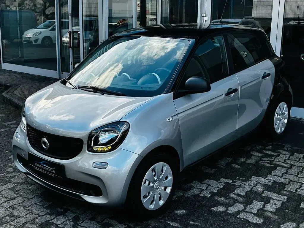 Używany Smart ForFour 71 KM (52 kW) 2015 Czarny Hatchback