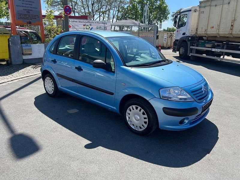 Blau Gebraucht 2002 Citroën C3 Kleinwagen | 1.950 € (Fairer Preis) - Bild 1/4