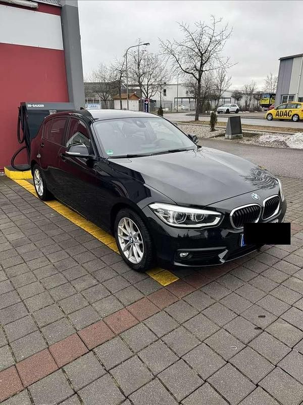 Gebraucht BMW 120 Advantage 190 PS (139 kW) 2018 Schwarz Kleinwagen