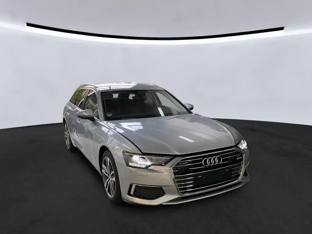 Gebraucht Audi A6 Design 204 PS (150 kW) 2022 Silber Kombi