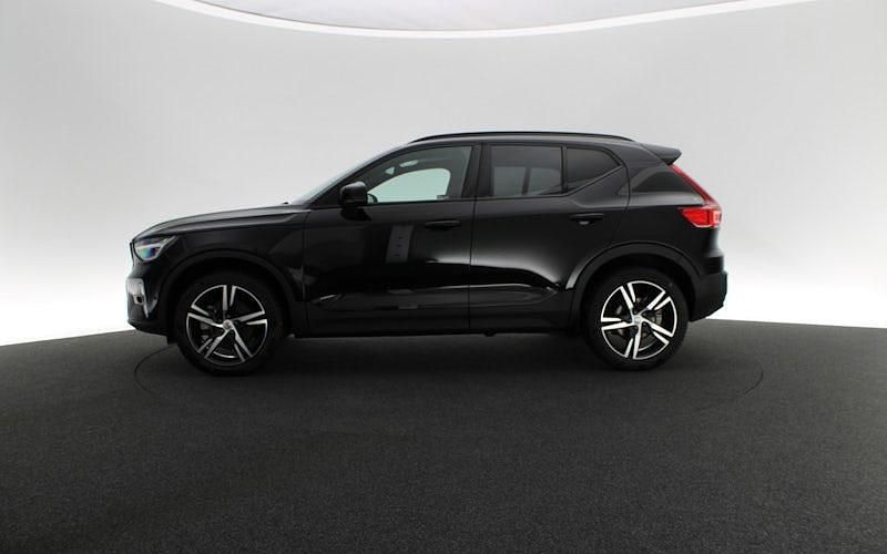 Gebraucht Volvo XC40 Plus 163 PS (119 kW) 2025 Schwarz SUV