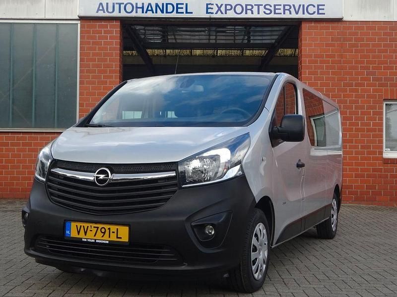 Grau Gebraucht 2016 Opel Vivaro Van | 13.084 € (Etwas zu teuer) - Bild 1/4