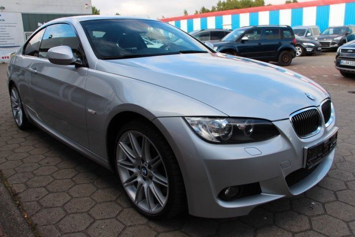 Gebraucht BMW 335 Comfort Edition 306 PS (225 kW) 2009 Silber Coupé