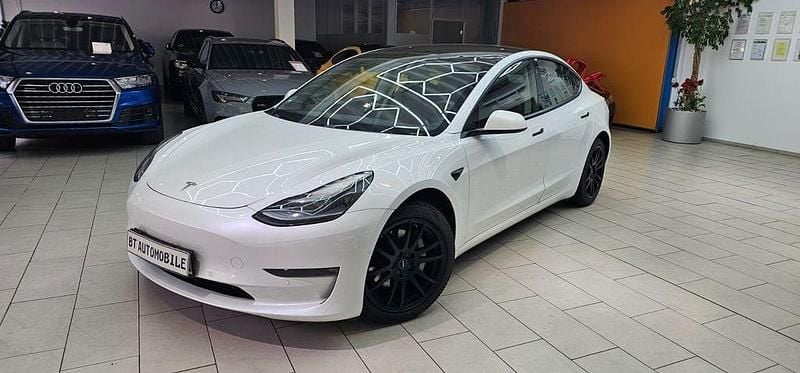 Weiß Gebraucht 2021 Tesla Model 3 Limousine | 26.990 € (Guter Preis) - Bild 1/4