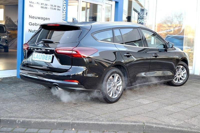 Neu Ford Focus Titanium X 155 PS (114 kW) 2025 Agate black Kombi