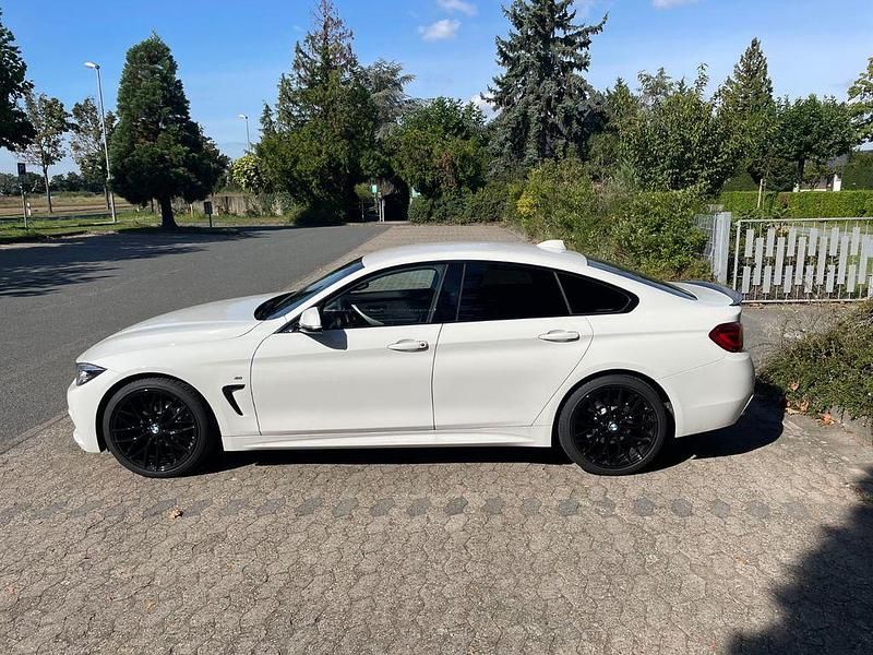 Gebraucht BMW 420 Shadowline 184 PS (135 kW) 2018 Weiß Coupé