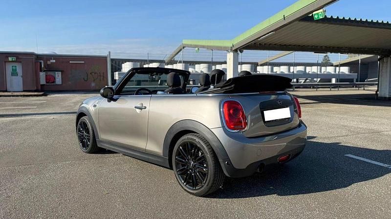 Gebraucht Mini Cooper Cabriolet 136 PS (100 kW) 2018 Grau Cabrio