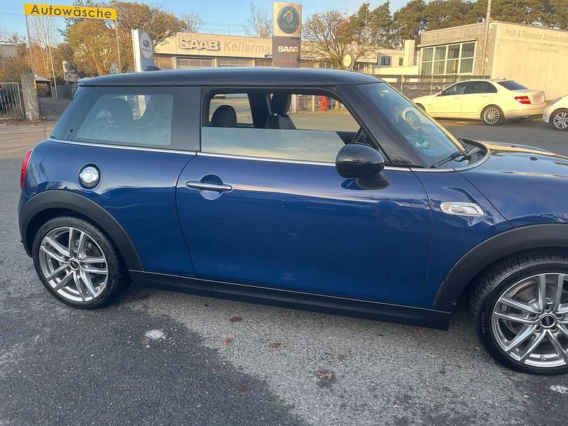 Używany Mini Cooper S Chili 192 KM (141 kW) 2017 Niebieski Hatchback