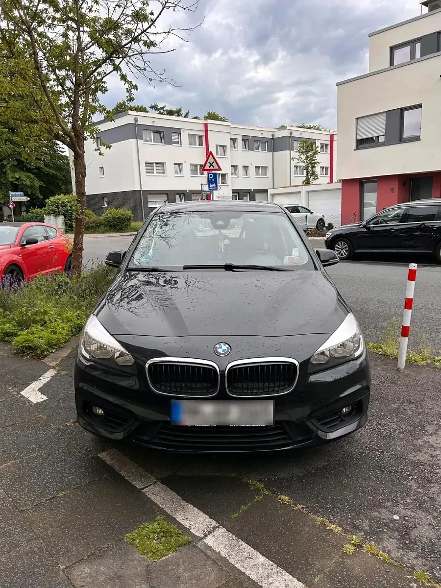 Gebraucht BMW 216 140 PS (102 kW) 2017 Schwarz SUV