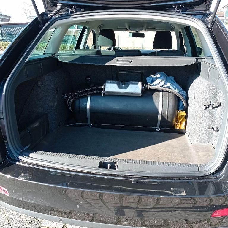 Gebraucht Skoda Octavia 150 PS (110 kW) 2016 Schwarz Kleinwagen