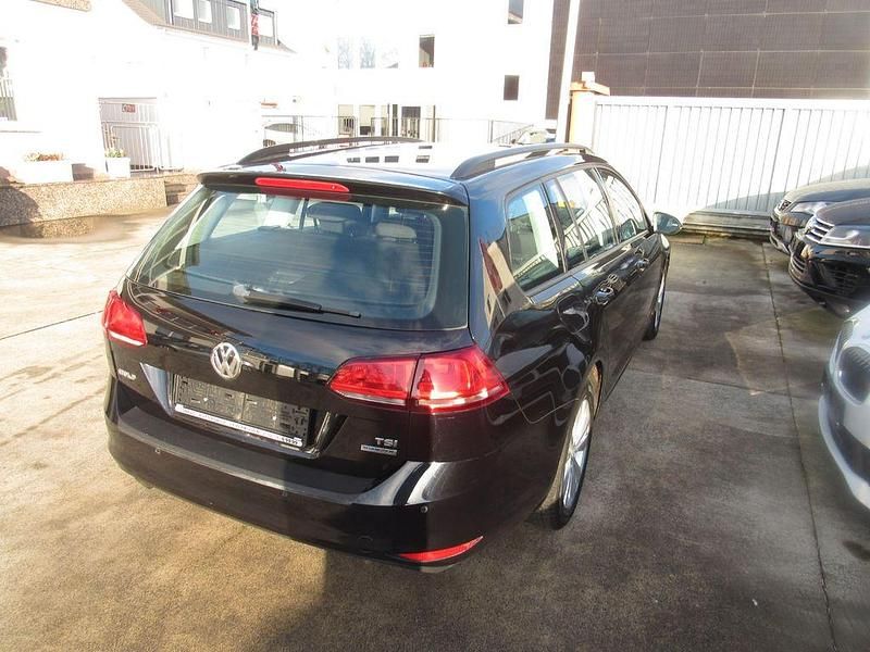 Gebraucht VW Golf VII 105 PS (77 kW) 2014 Schwarz Kombi
