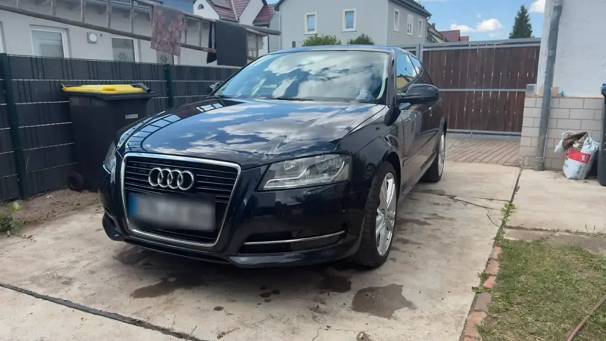 Gebraucht Audi A3 S-Line 105 PS (77 kW) 2011 Blau Kleinwagen
