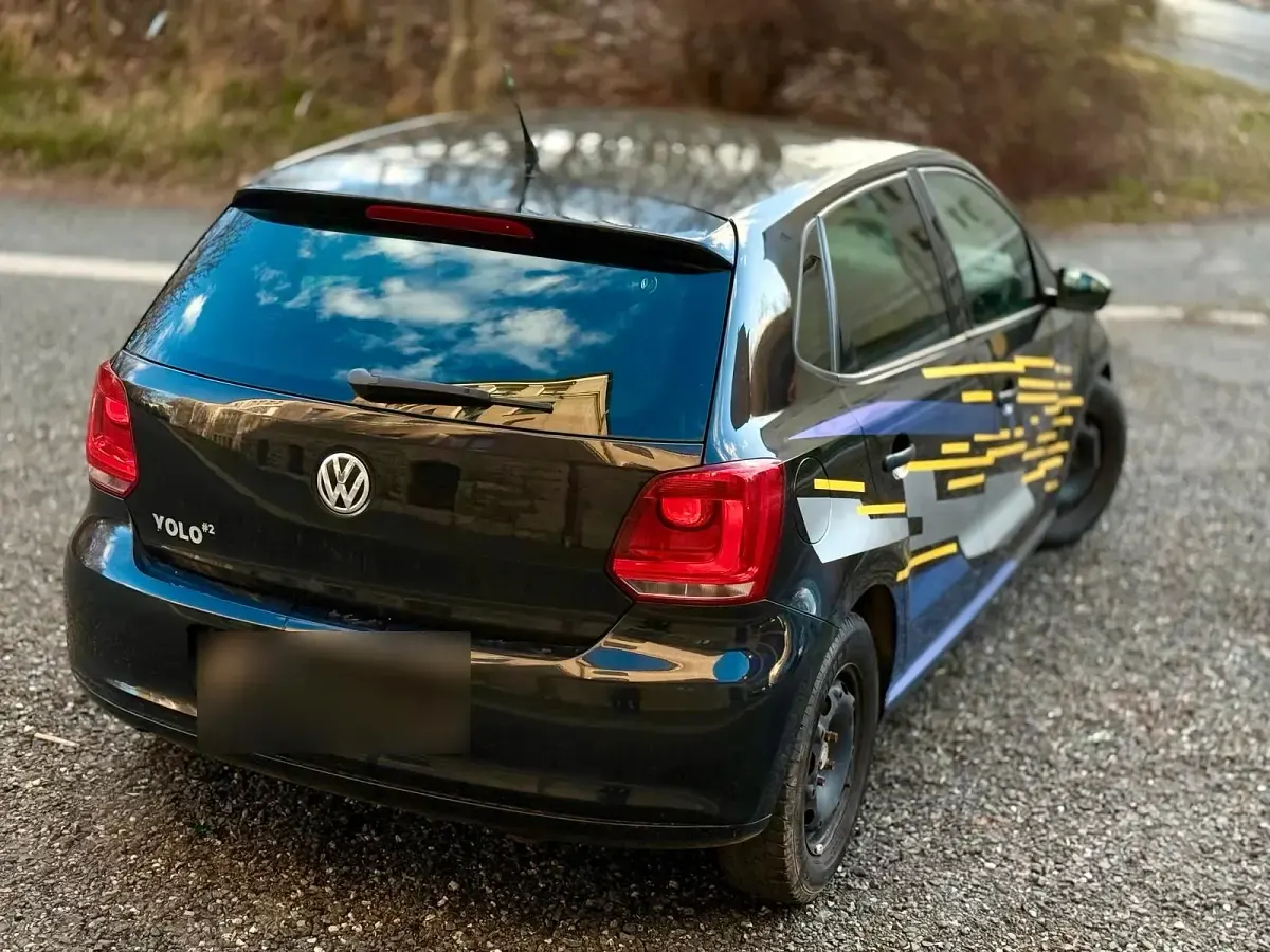 Gebraucht VW Polo 75 PS (55 kW) 2010 Schwarz Kleinwagen